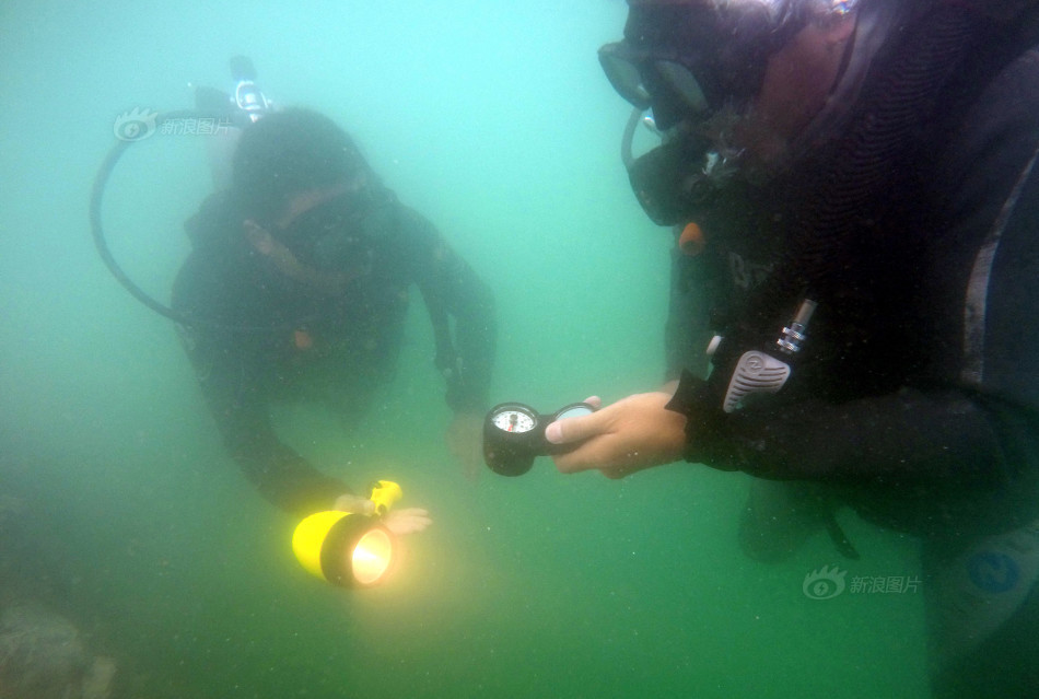 揭秘重庆特警突击队水下蛙人组