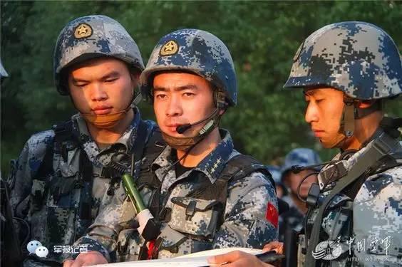 雷神突击队的故事 总有一个传奇“击中”你