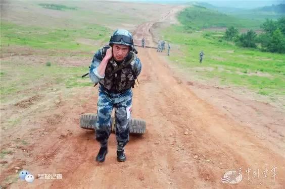 雷神突击队的故事 总有一个传奇“击中”你