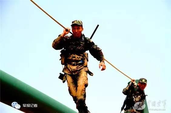 雷神突击队的故事 总有一个传奇&ldquo;击中&rdquo;你