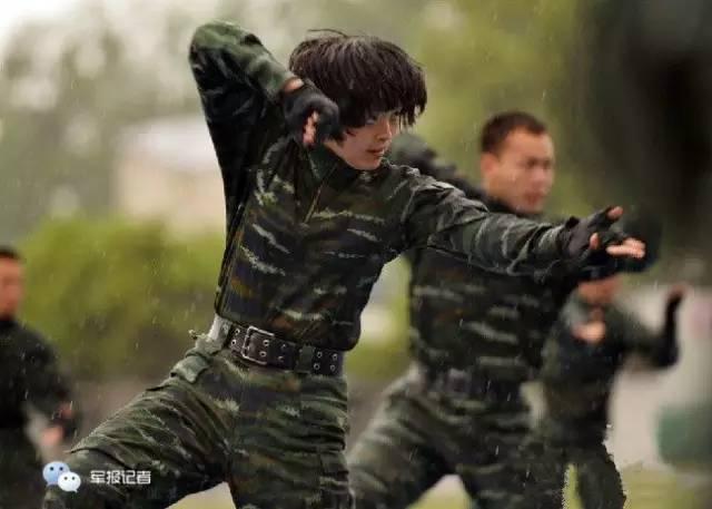 看不一样女兵怎样&ldquo;炼成&rdquo;同样的&ldquo;女汉子&rdquo;
