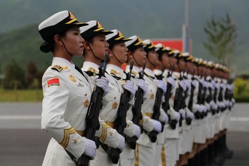 9&middot;3阅兵十大亮点：参阅飞机近200架创历史之最