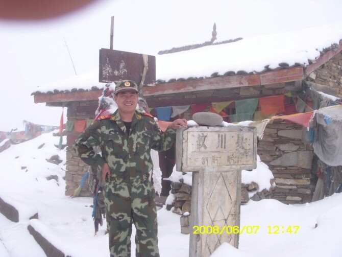 唐强参加汶川地震救援