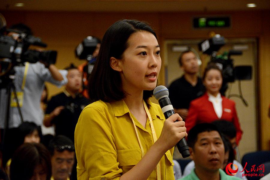凤凰卫视记者提问