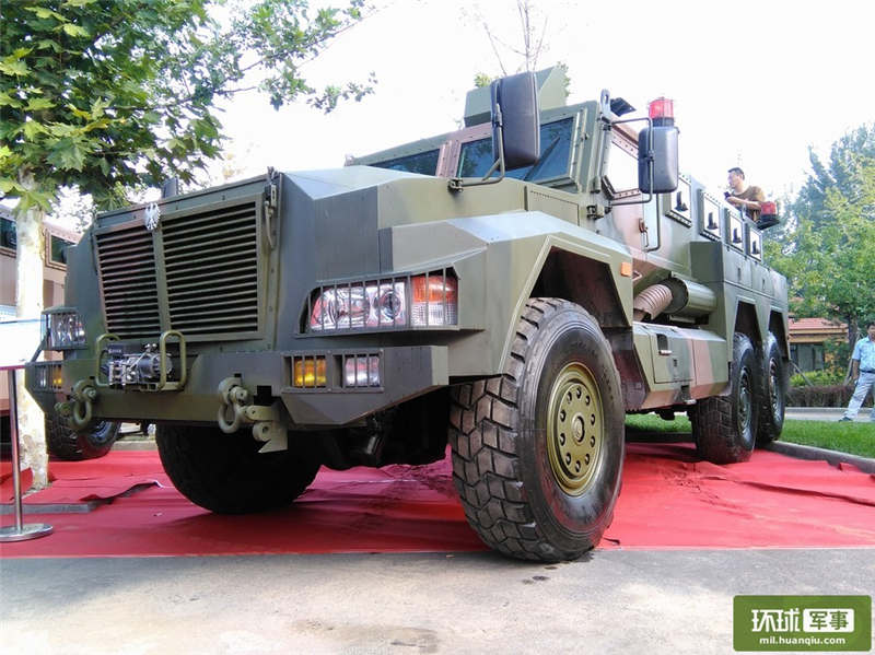 09FFC轮式防雷车 