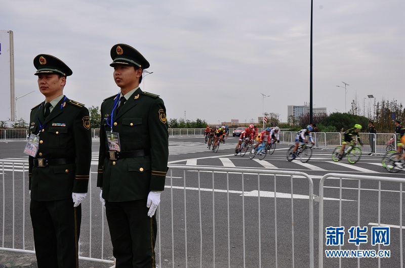 江苏盐城东台边防大队全力护航2015中国盐城