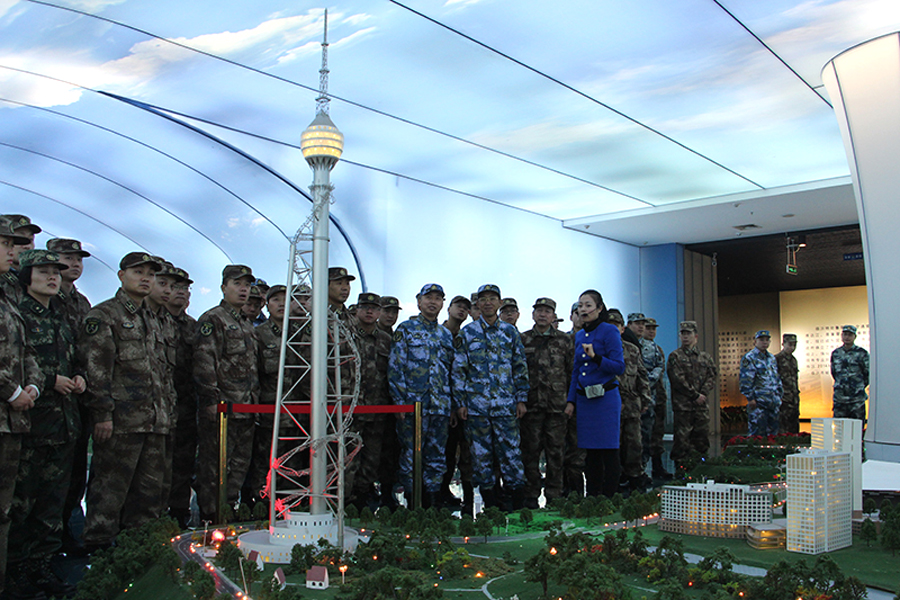 沂蒙山教学基地组织国防大学研究生参观临沂城