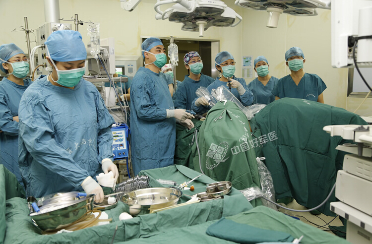 西京医院成功实施中国首例人子宫移植术