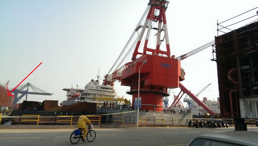 江南造船1600吨龙门吊组装完成 可用于建造航母