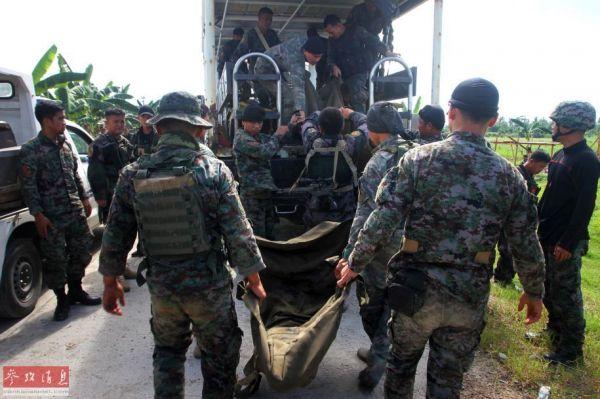 资料图：菲律宾军警参加作战行动。