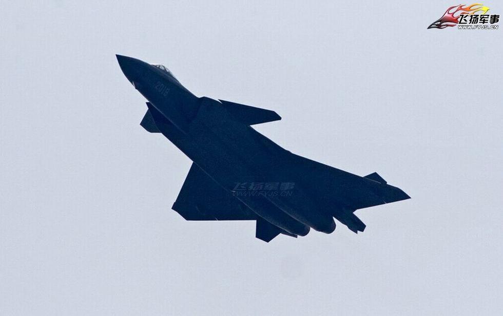 歼20战机