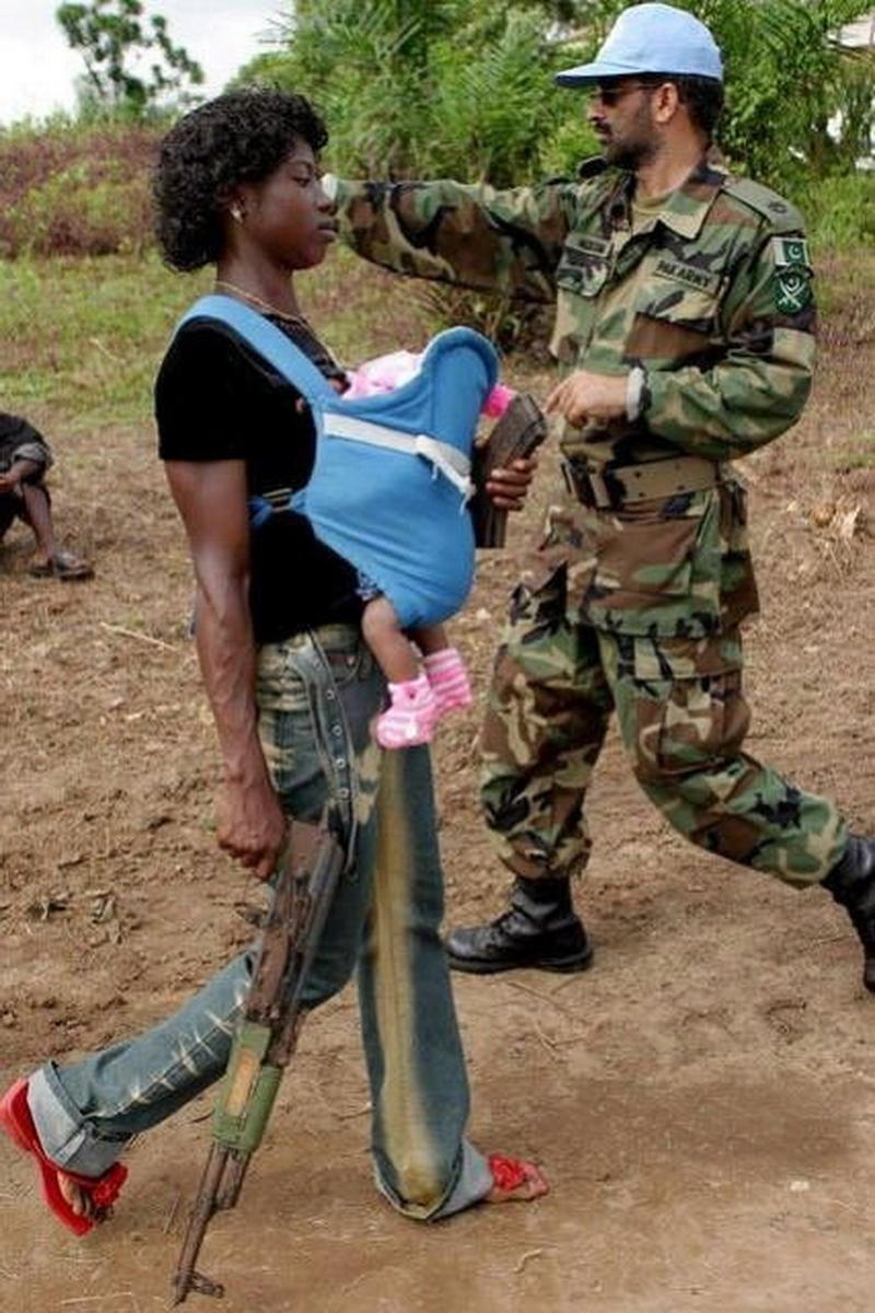 非洲style：黑人兄弟把战场变秀场-新华时政-新华网