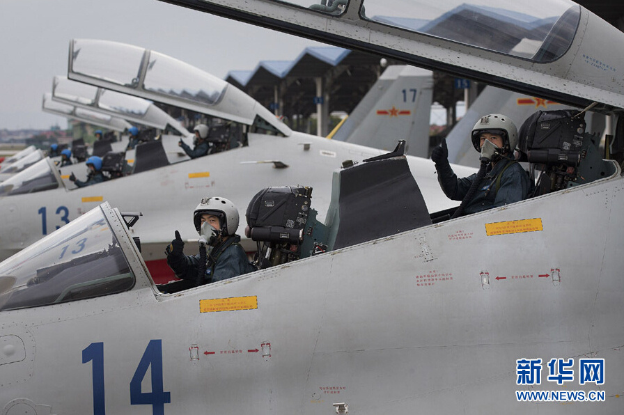 这个团三次被毛主席点将出征，取得了&ldquo;同温层开炮&rdquo;&ldquo;零高度歼敌&rdquo;&ldquo;双机对头着陆&rdquo;等团队空战史上的&ldquo;八个首创&rdquo;。