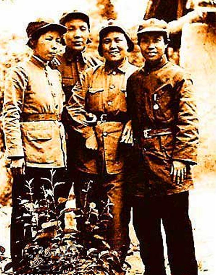 （长征胜利80周年&middot;历史解码&middot;图文互动）（1）长征路上的女红军