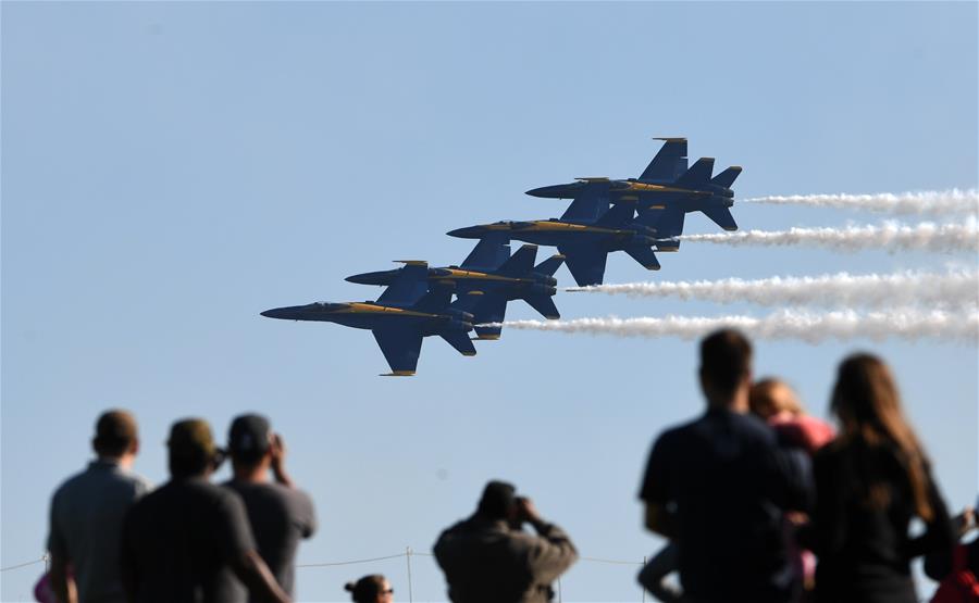 （国际）（1）巴尔的摩举行飞行表演