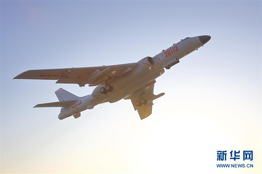 (图文互动)(1)中国空军编队飞越对马海峡赴日本海远洋训练