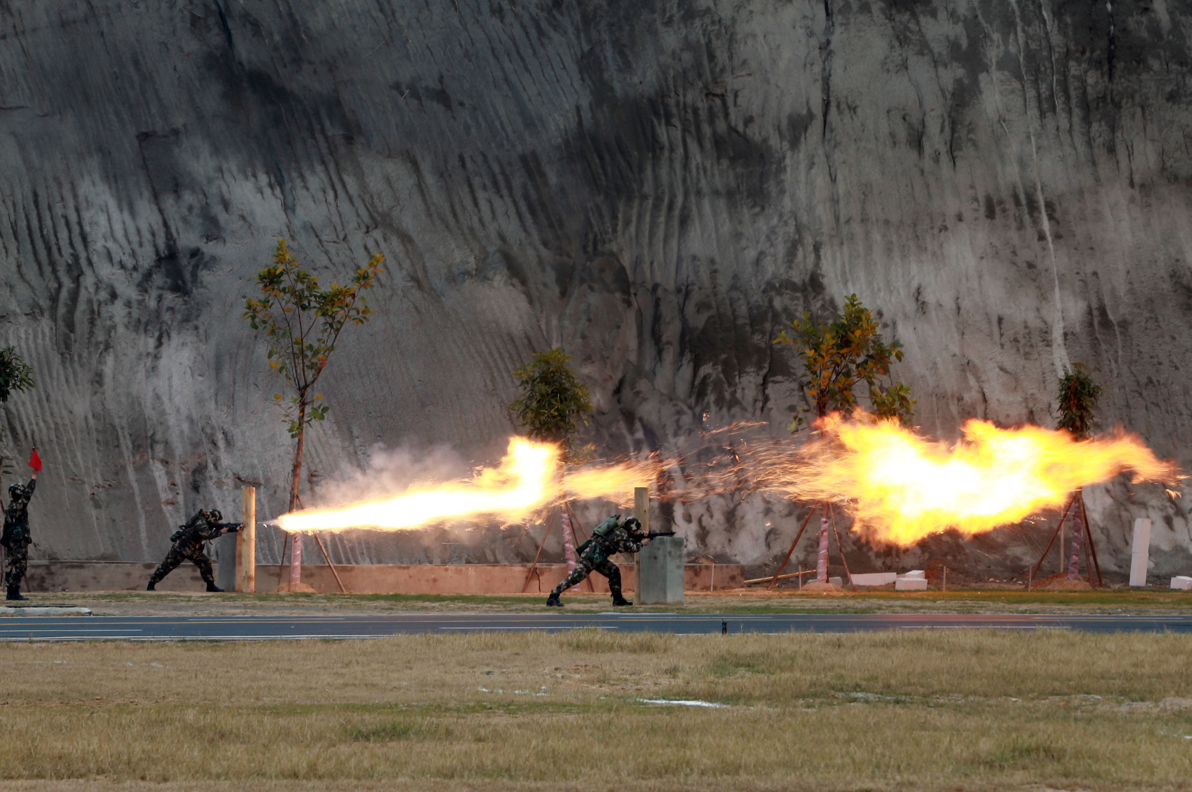 武警部队首期新军事训练大纲集训结束