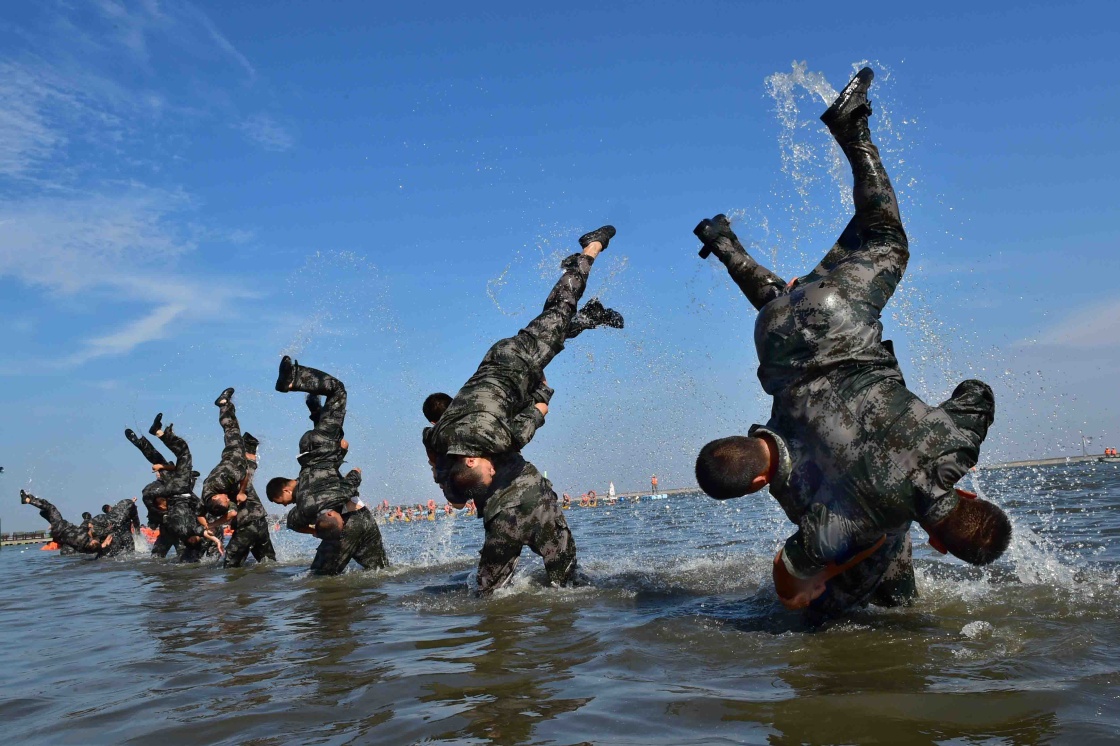 铸牢军魂 唱响战歌--驻沪部队新时代风采录