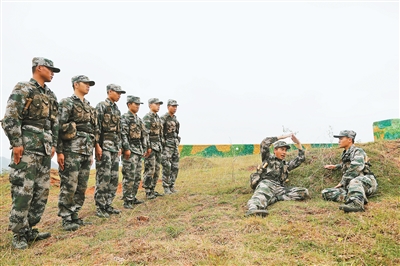 第75集团军新兵训练:战场感知需要一双“锐眼”-新华网
