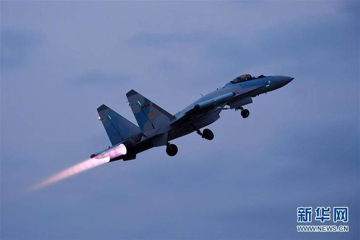 (图文互动)(2)“南疆利剑”守卫壮美空天——空军航空兵某旅矢志改革强军记事