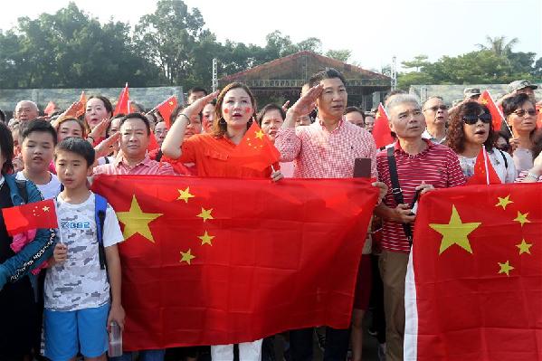 （图文互动）（1）&ldquo;我和我的祖国，一刻也不能分割&rdquo;&mdash;&mdash;解放军驻香港部队与市民共同庆祝国庆70周年见闻