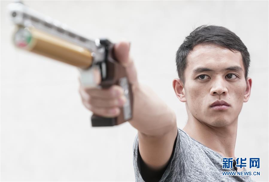 (军运会·图文互动)(7)从“迟到者”到世界冠军——记八一空军五项队队员叶邦武(配本社同题文字稿)