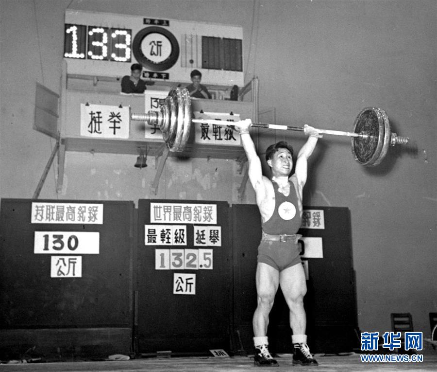 （图文互动）（1）&ldquo;体育和人民军队有着不解之缘&rdquo;&mdash;&mdash;专访新中国体育事业奠基人贺龙元帅之女贺晓明（配本社同题文字稿）