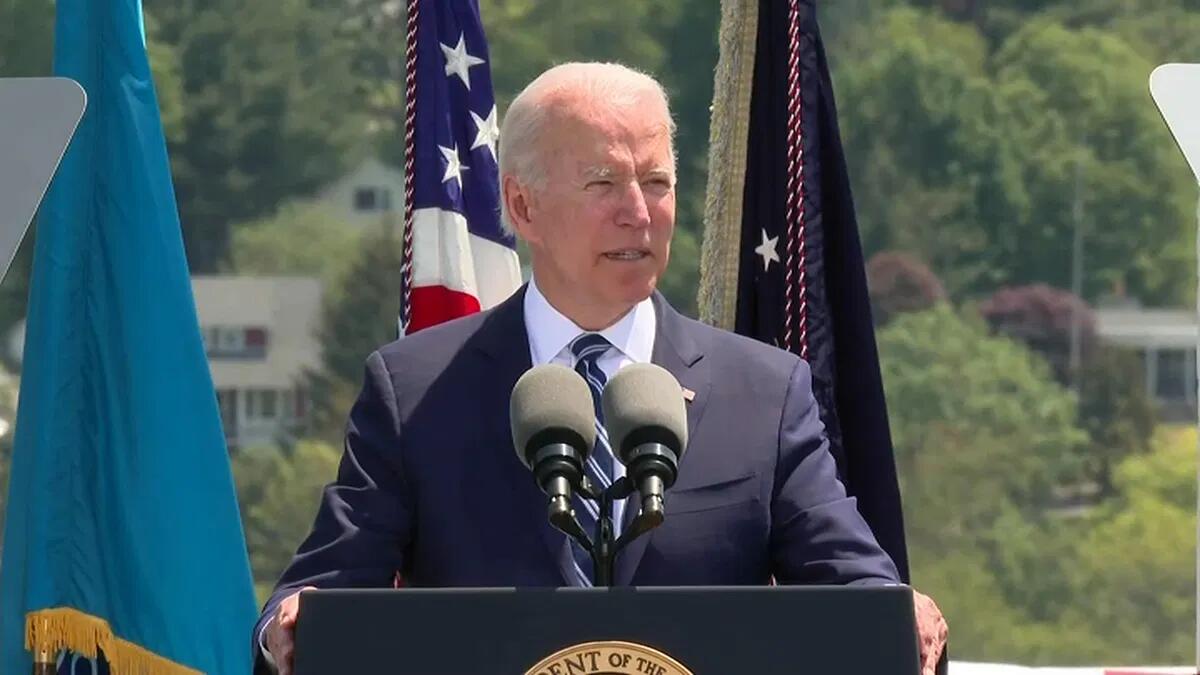 拜登宣称美国须捍卫北极和南海航道 指责中俄