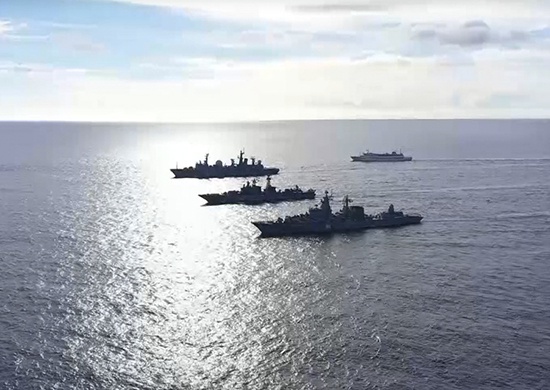  俄太平洋艦隊作戰演習。（俄國防部）