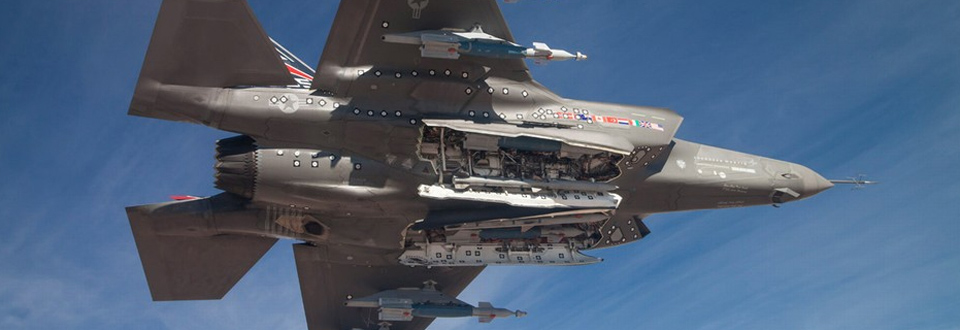 美軍F-35滿挂10枚導彈炸彈測試