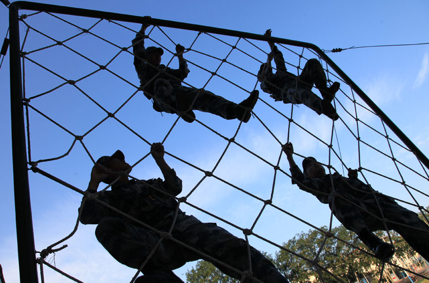 种子教练员野外训练