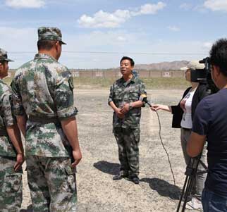 戎马军旅“文艺花”