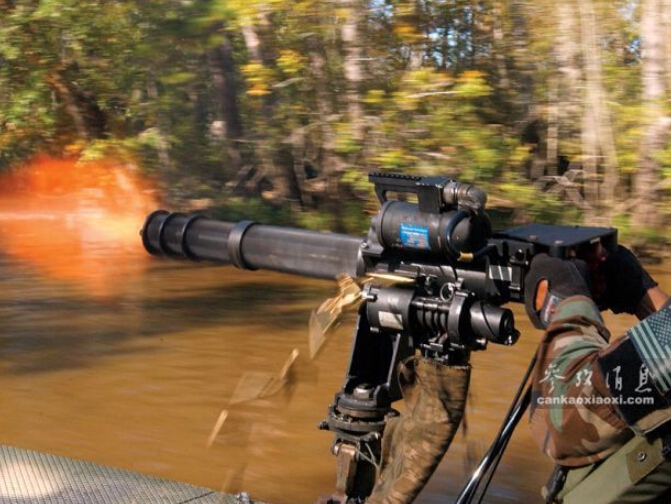 看各国著名机枪秋风扫落叶