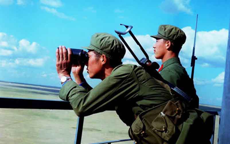 王建民作品：祖国四极守望和平的军人