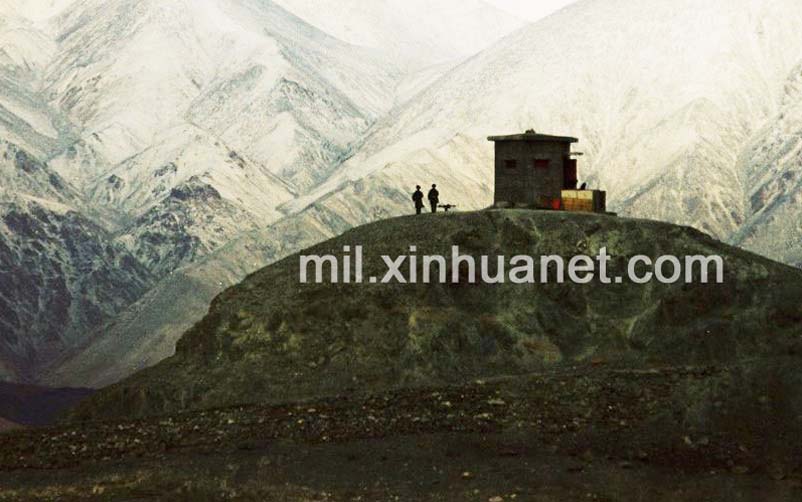 袁学军作品：西域卫士