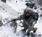 美国民警卫队山地训练装备