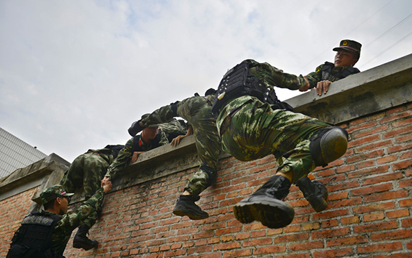 中国人民武装警察边防部队_新华军网