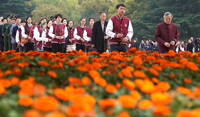 清明将至 缅怀英烈