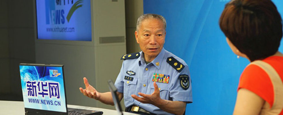 俞梦孙院士就&ldquo;强军&rdquo;问题和主持人刘燕展开讨论