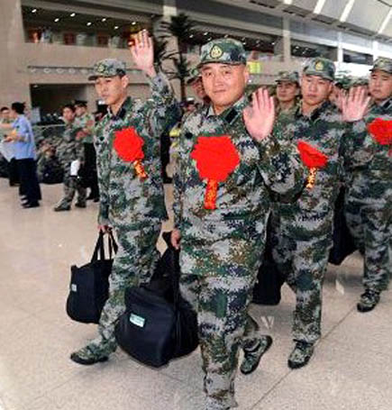 新兵启程赴军营