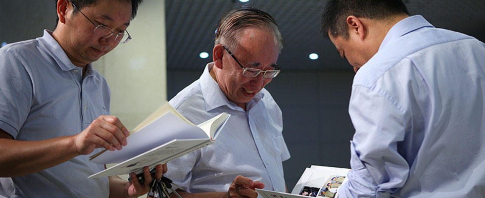 冯培德院士接受新华网专访