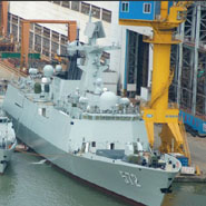 中国两款新型护卫舰对比：056比054A小一轮