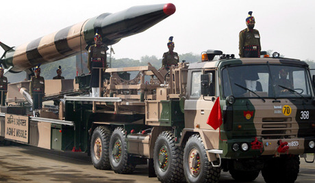 印度成功试射“烈火”II中程导弹