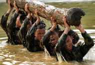 武警8731部队瞄准实战抓训练