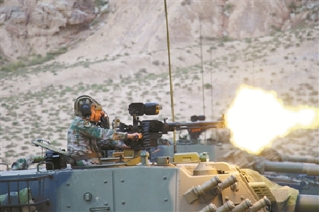 一名新任高射机枪手的烦恼