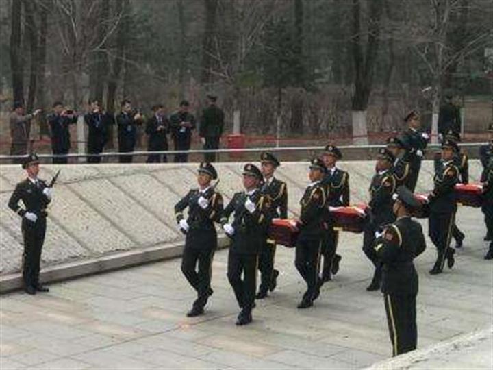 第六批在韩中国人民志愿军烈士遗骸在沈阳安葬