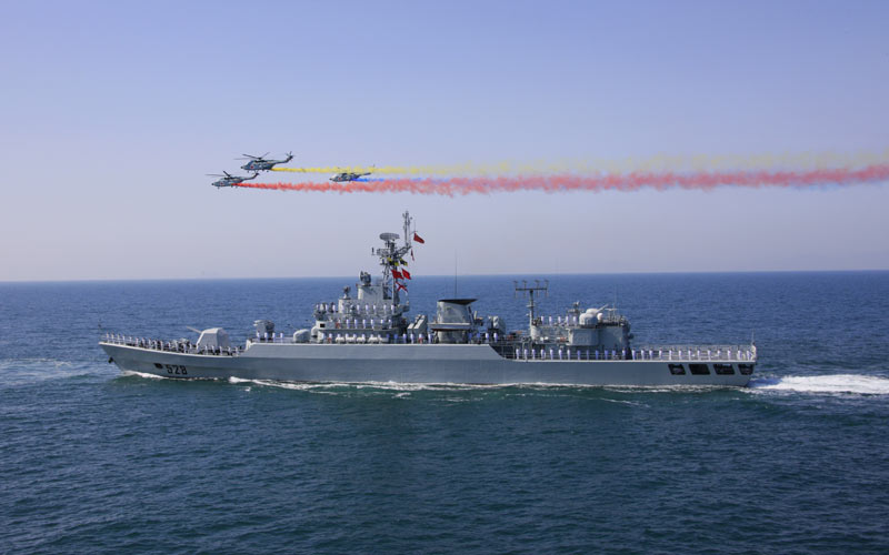 查春明作品：海军成立60年海上大阅兵