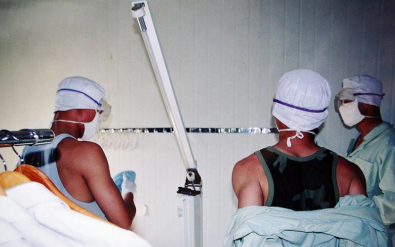 李光印作品：小汤山执勤