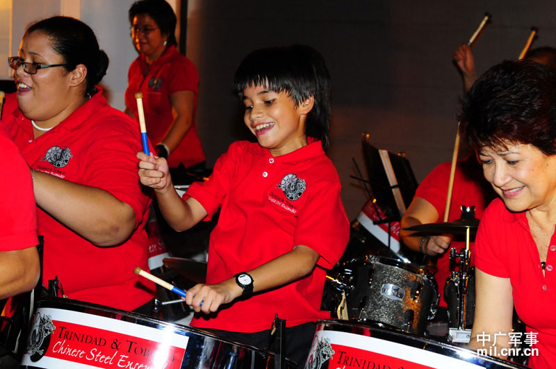 组图：&ldquo;和平方舟&rdquo;医院船与特多文体医学交流剪影