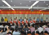 岳阳市召开空军飞行学员欢送会